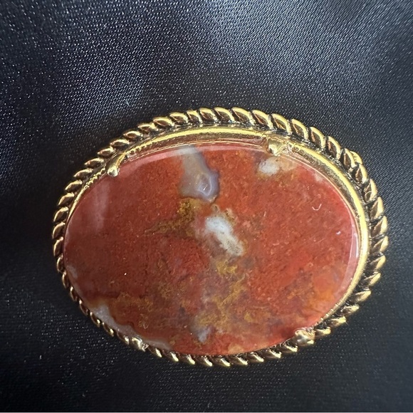 Vintage Agate Or Carnelian Brooch - Picture 1 of 5